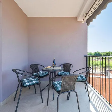 Lucija Appartement *