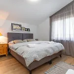 Lucija Apartment