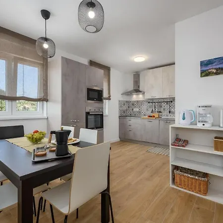 Apartment Lucija Porec