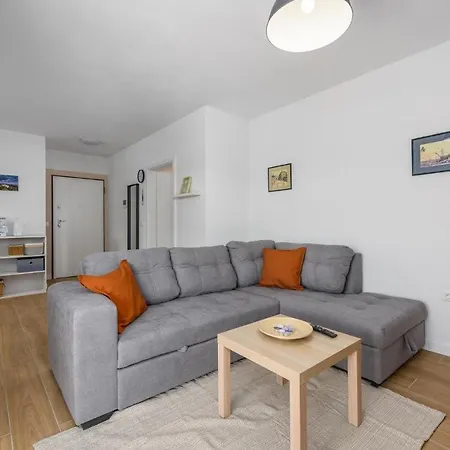 Lucija Apartment Porec